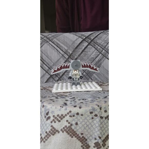 LEGO Marvel Falcon minifigure sh261 Captain America Civil War 76050 - Picture 2 of 2